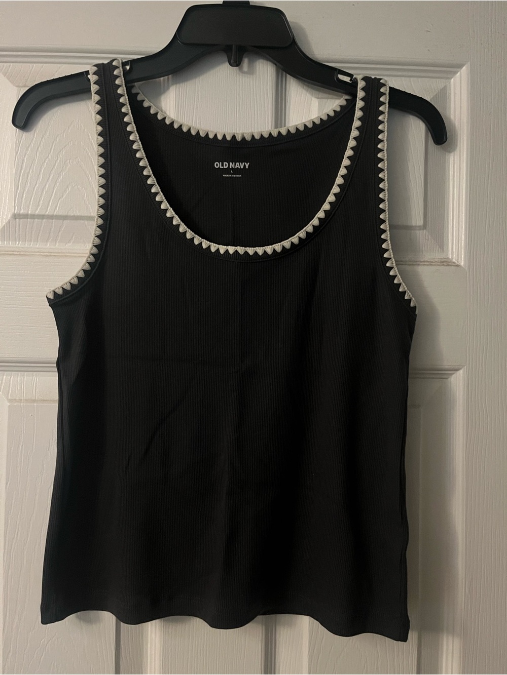 Old Navy Charcoal Tank with Cream Boho Contrast Trim